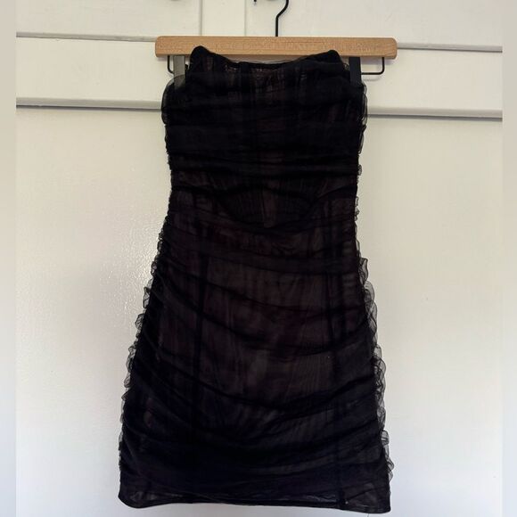 White Fox Boutique Black Mini Dress - Picture 2 of 8